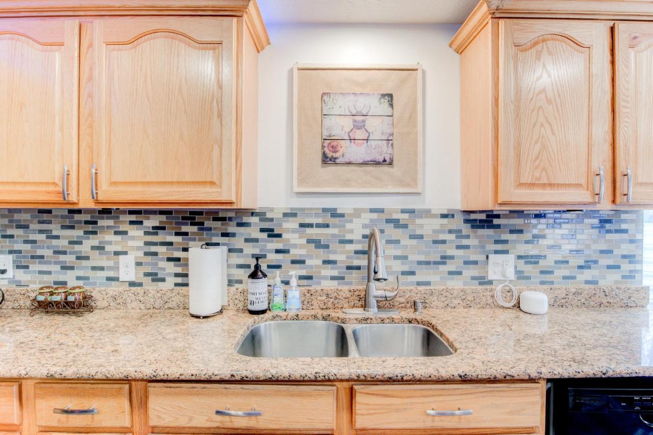 Modern Private Whole Unit 4 Bedroom Guest Suite King Bed Salt Lake City Eksteriør billede