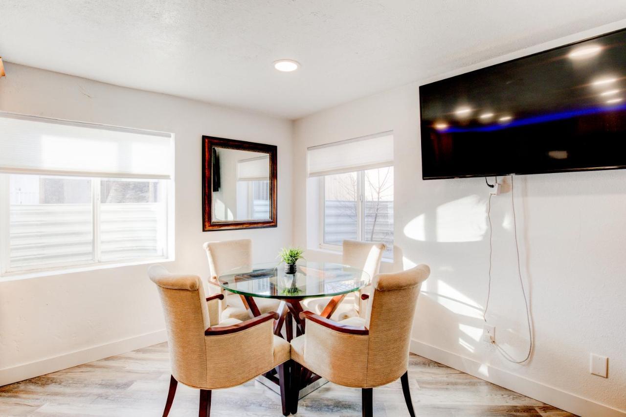 Modern Private Whole Unit 4 Bedroom Guest Suite King Bed Salt Lake City Eksteriør billede