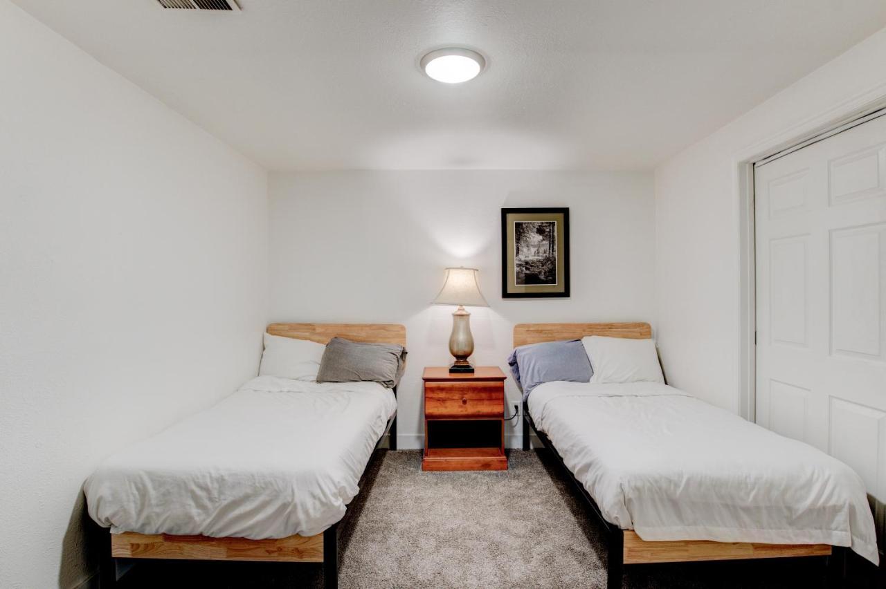 Modern Private Whole Unit 4 Bedroom Guest Suite King Bed Salt Lake City Eksteriør billede