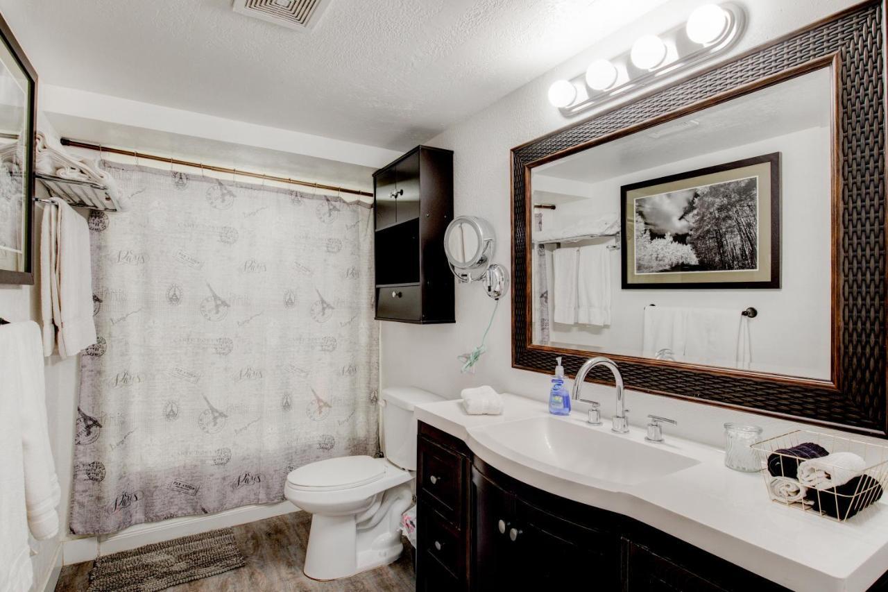 Modern Private Whole Unit 4 Bedroom Guest Suite King Bed Salt Lake City Eksteriør billede